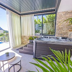 Vakantiehuis Villa Oscar mit Pool