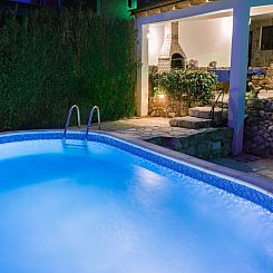Vakantiehuis Schönes Haus in Makarska mit privatem Parkplat