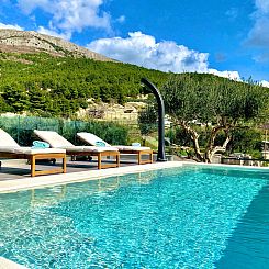 Vakantiehuis Villa mit beheiztem Infinity-Pool und Massaged?