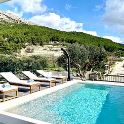 Vakantiehuis Villa mit beheiztem Infinity-Pool und Massaged?