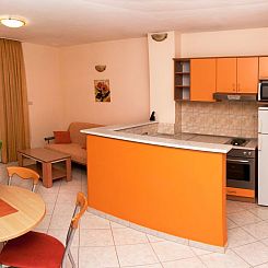 Appartement Modern eingerichtete Ferienwohnung orange