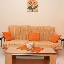 Appartement Modern eingerichtete Ferienwohnung orange