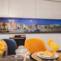 Vakantiehuis Luxuriöses Ferienhaus Lucija mit Jacuzzi