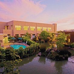 DoubleTree by Hilton Hotel & Spa Napa Valley - American Cany