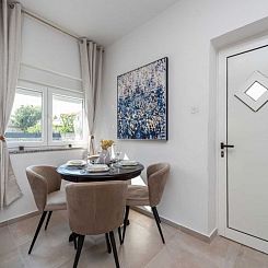 Vakantiehuis Dalmatian Holiday house Marcella with pool