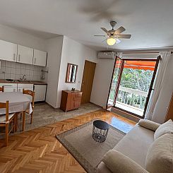 Appartement Charmantes Appartement im Pinienwald