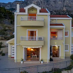 Vakantiehuis Villa "Lilly" mit Infinity-Pool
