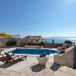 Vakantiehuis "Podgora" mit Blick auf das Wasser