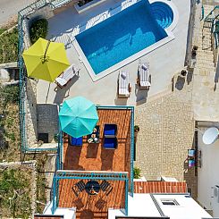 Vakantiehuis "Podgora" mit Blick auf das Wasser