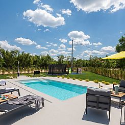 Vakantiehuis Villa Le in Oklaj
