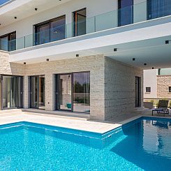 Vakantiehuis Villa Luka in der Stadt Srima