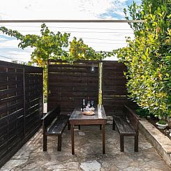 Vakantiehuis Country House Irena with pool