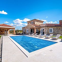 Vakantiehuis Dalmatinische Villa "Bocagnazzo" mit Pool