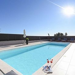 Vakantiehuis Villa Amfora with heated pool, wellness and ten