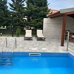 Appartement Wohnung in Ljubač mit Großem Garten