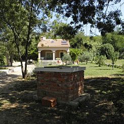 Vakantiehuis Am Fluss gelegenes Haus mit Galerieschlafplätz