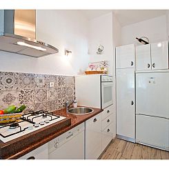 Vakantiehuis Romantisches Haus in Krušvar mit privatem Pool