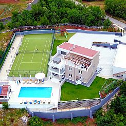Vakantiehuis Großes Haus in Lokvičići mit privatem Pool