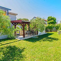 Vakantiehuis Villa Vid 01 mit beheiztem Pool - Agentur TA Le