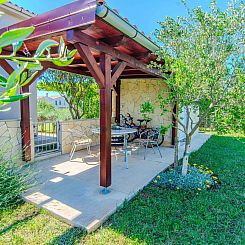 Vakantiehuis Villa Vid 01 mit beheiztem Pool - Agentur TA Le