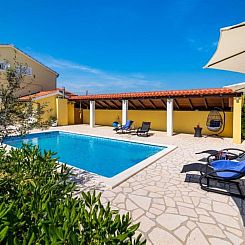 Vakantiehuis Villa Vid 01 mit beheiztem Pool - Agentur TA Le