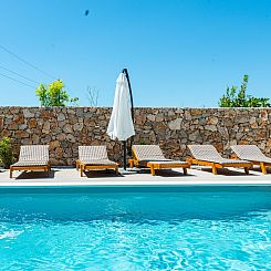 Appartement Neue Luxusvilla mit Schwimmbad, Sauna