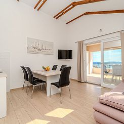 Appartement Wohnung "Mira" direkt am Strand