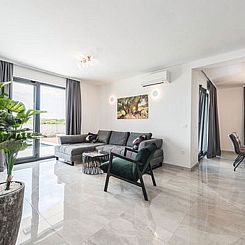 Vakantiehuis Villa Angelo mit Sauna, Fitnessraum und Pool