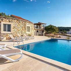 Vakantiehuis Villa Santa Lucia auf der Insel Brač