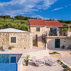 Vakantiehuis Villa Santa Lucia auf der Insel Brač