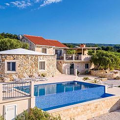 Vakantiehuis Villa Santa Lucia auf der Insel Brač