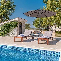 Vakantiehuis Villa Romansa mit Sauna und Whirlpool in Sirito