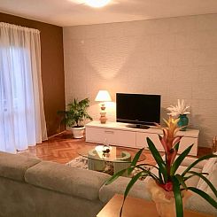 Appartement Geräumige Ferienwohnung mit schönem Garten