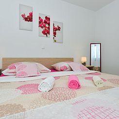 Appartement für fünf Personen im ersten Stock