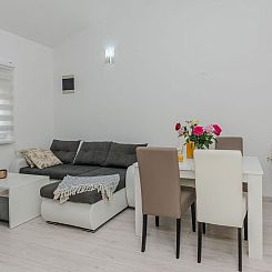 Appartement Apartment Lucica 4