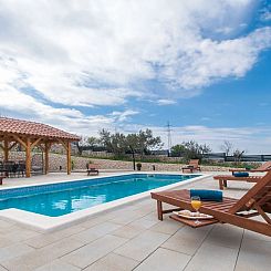 Vakantiehuis Villa Natura Piedra bei Sibenik