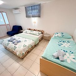 Appartement in Crikvenica mit Terrasse