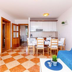 Appartement Wohnung mit Balkon und Meerblick