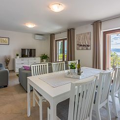 Appartement Wohnung im Erdgeschoss mit Terrasse