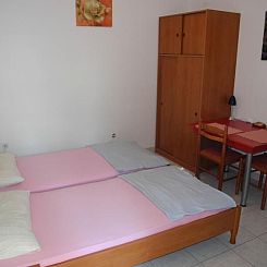 Appartement Studio mit eigener Terrasse