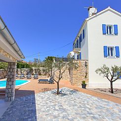 Vakantiehuis Steinvilla Margaret mit Pool und besonderem Fla