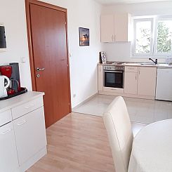Appartement Helle Wohnung in Selce mit Terrasse