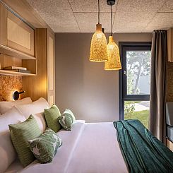 Hilltop Green Chalet