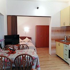 Appartement Studio-Apartment mit Terrasse und Parkplatz