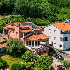 Appartement Großzügiges, modernes Apartment mit Terrasse u