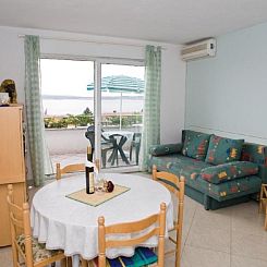 Appartement in Dramalj mit Terrasse