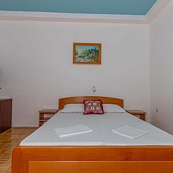 Appartement in Dramalj mit Terrasse und Grill