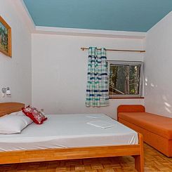 Appartement in Dramalj mit Terrasse und Grill
