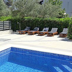 Vakantiehuis in Šilo mit Privatem Pool