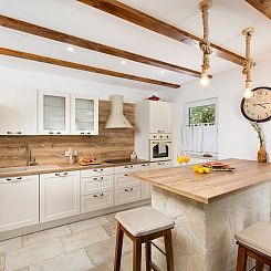 Vakantiehuis Paesana Heritage House